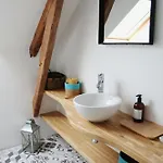 Bed and Breakfast Le Clos Poulain Petits De Charme Et D'hotes Familiales Au Calme Proche Bayeux Et Des Plages