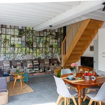 Le Clos Poulain: Charming And Family Near Bayeux Nonant