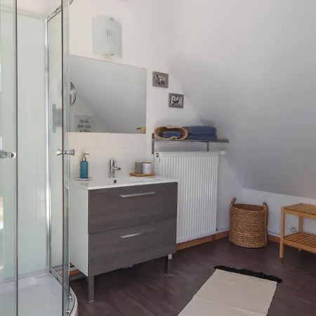 Le Clos Poulain: Charming And Family Near Bayeux Bed & Breakfast Nonant
