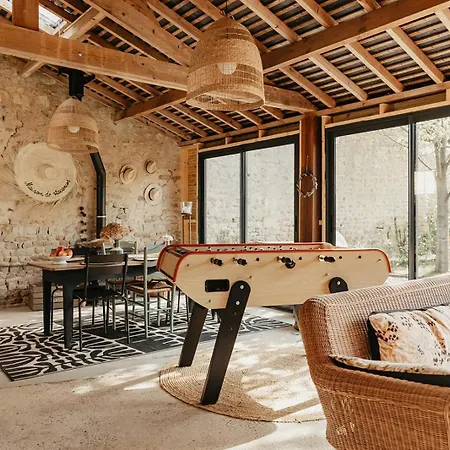 Nocleg ze śniadaniem Le Clos Poulain Petits De Charme Et D'hotes Familiales Au Calme Proche Bayeux Et Des Plages 3*