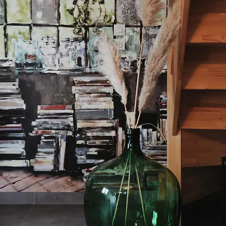 Le Clos Poulain: Charming And Family Near Bayeux Bed & Breakfast Nonant