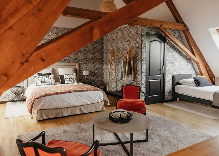 Le Clos Poulain Petits De Charme Et D'hotes Familiales Au Calme Proche Bayeux Et Des Plages Frühstückspension 3*