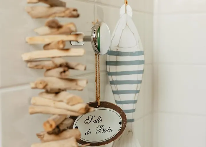 Le Clos Poulain Petits De Charme Et D'hotes Familiales Au Calme Proche Bayeux Et Des Plages 3* Nonant