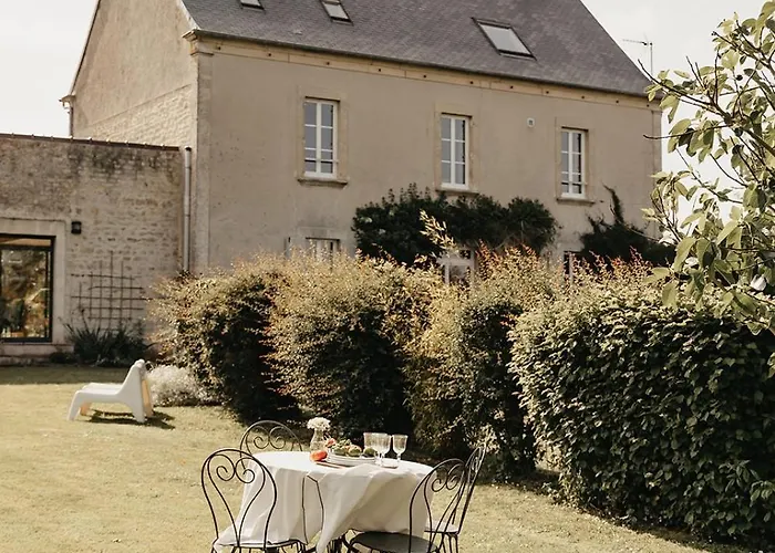 Frühstückspension Le Clos Poulain Petits De Charme Et D'hotes Familiales Au Calme Proche Bayeux Et Des Plages