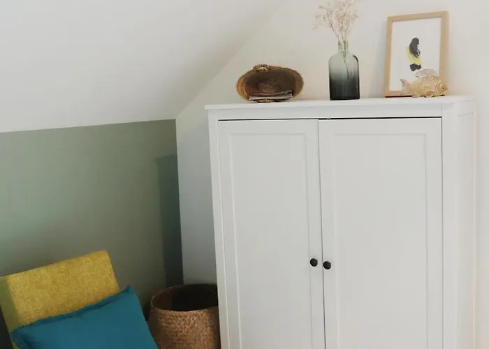 Le Clos Poulain D'hôtes Et Entre Terre Et Mer Couette-café